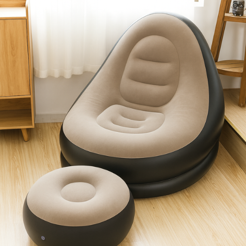 Photo du pouf gonflable beige en intérieur