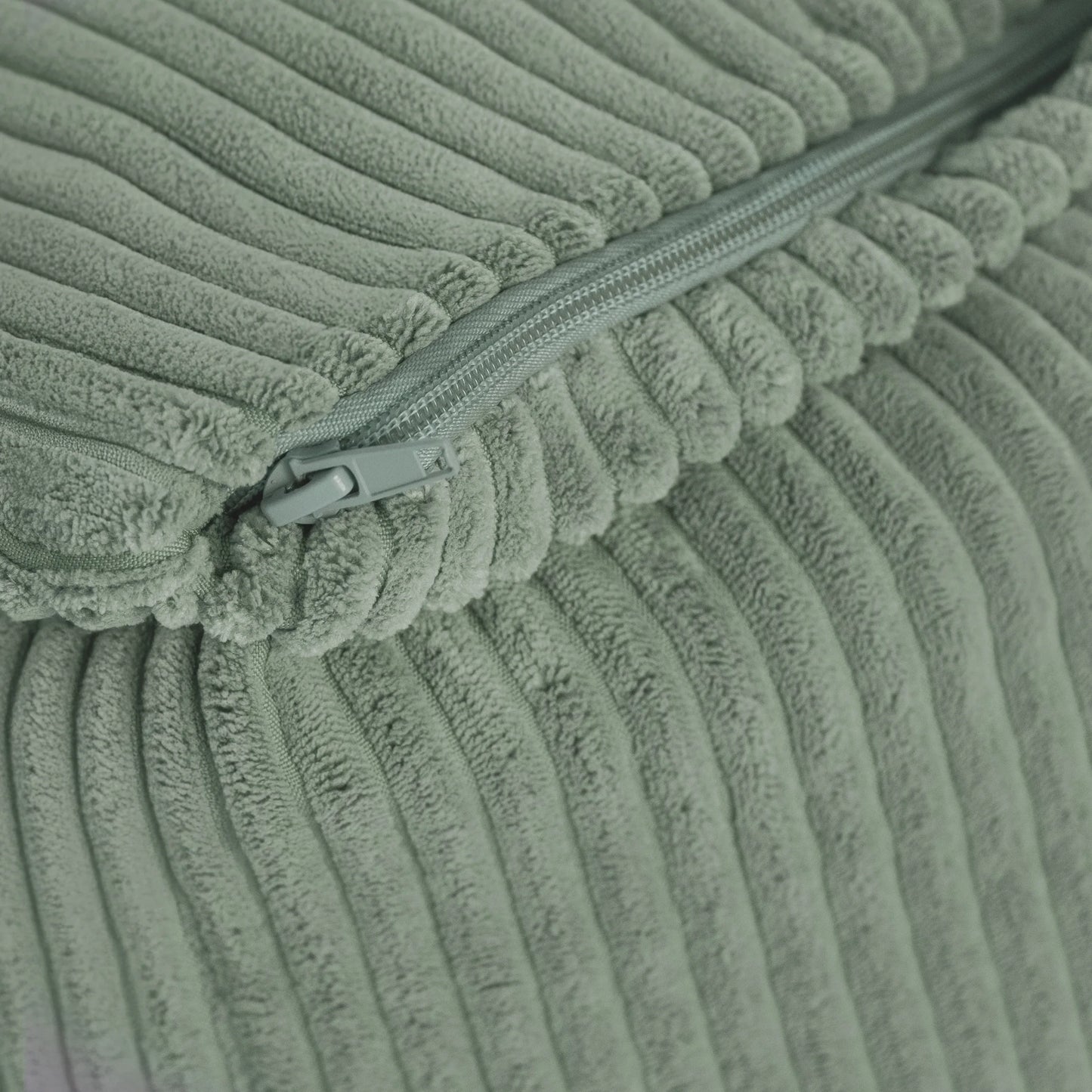 Pouf fauteuil carré en velours côtelé vert pour enfant
